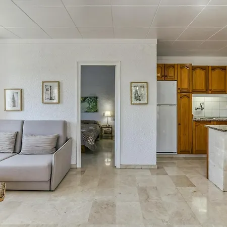 Art- Revilla Tacke H * Empuriabrava